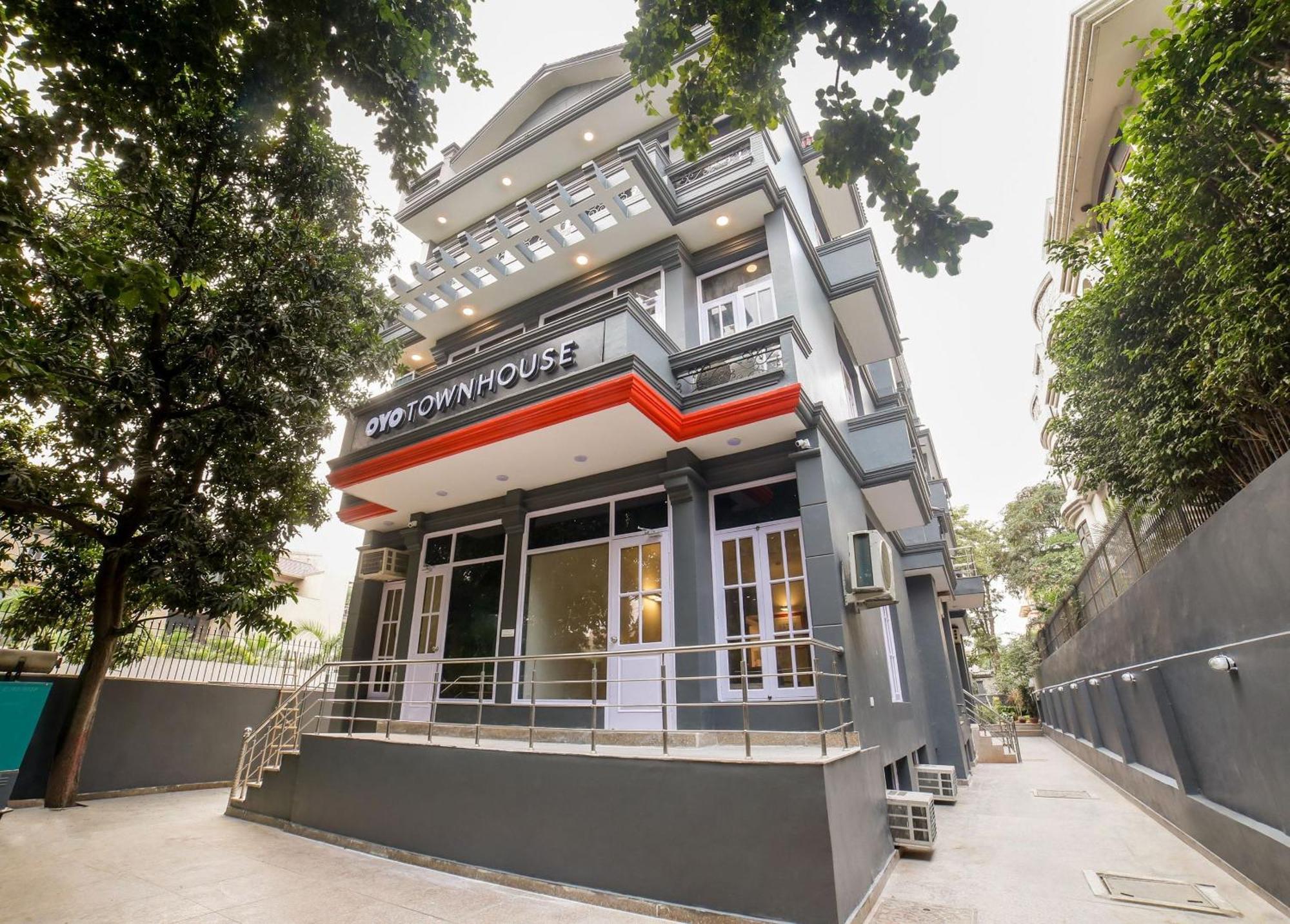 Townhouse 330 Dlf Phase-2 Near Leisure Valley Park Gurgaon Eksteriør bilde