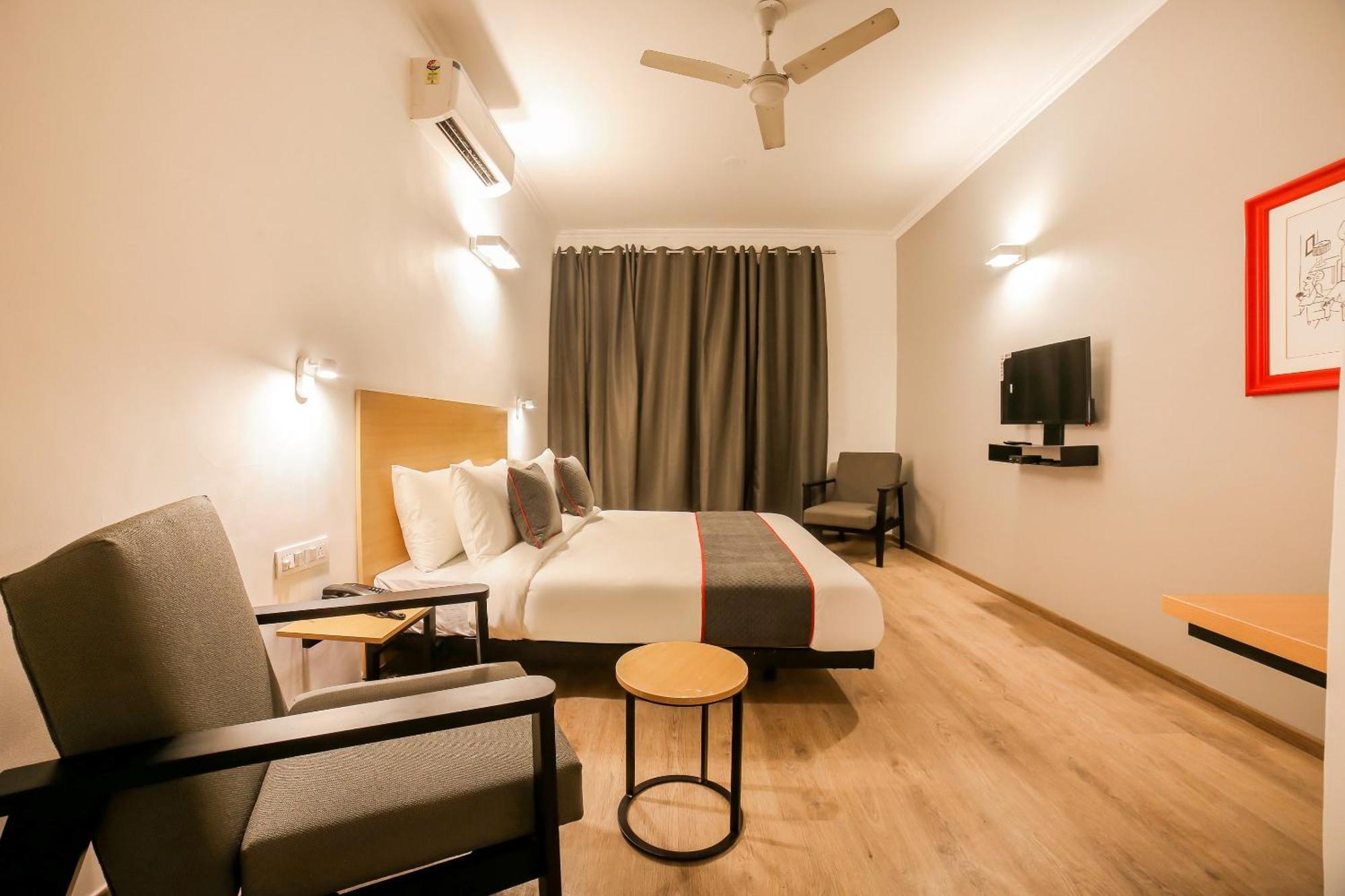Townhouse 330 Dlf Phase-2 Near Leisure Valley Park Gurgaon Eksteriør bilde